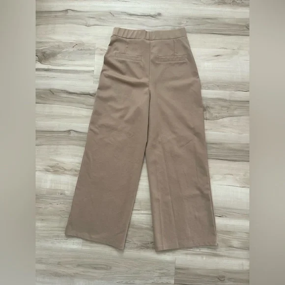 H&M Wide-Leg High-Rise Pants in Taupe - Picture 2 of 4